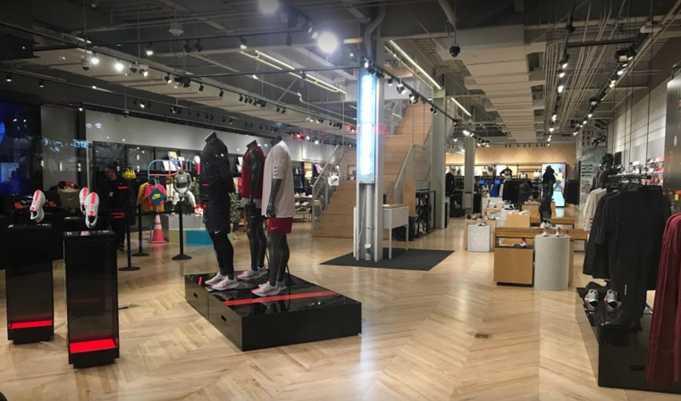 Brand consistency shopping at Nike